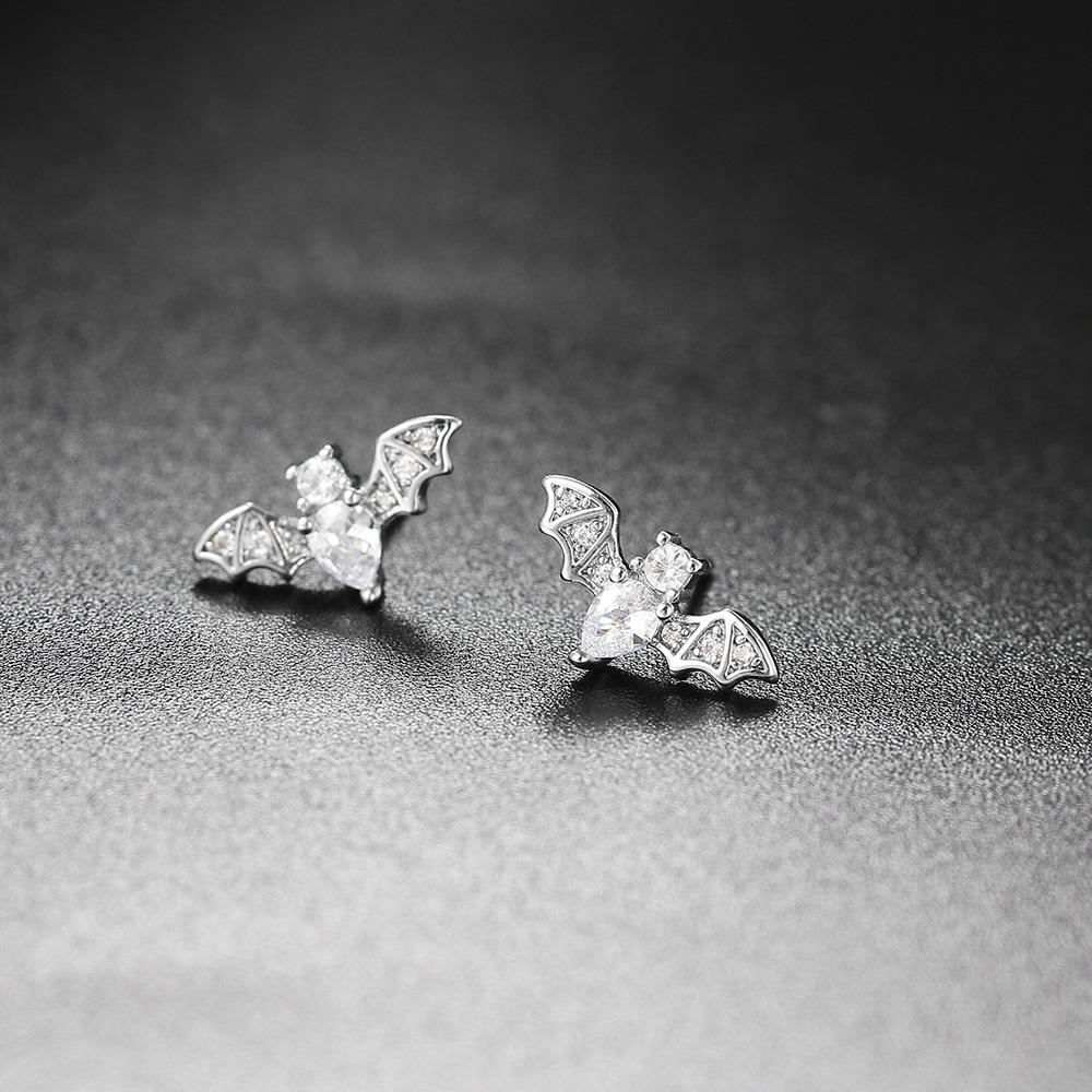 Cute Bat Stud Earrings for Women Trend Gothic Cartilage Ear Accessories Gold Zirconia Gothic Jewelry E489