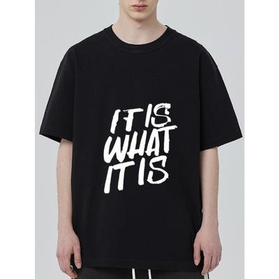 Черная футболка с принтом It Is What It Is для повседневной носки