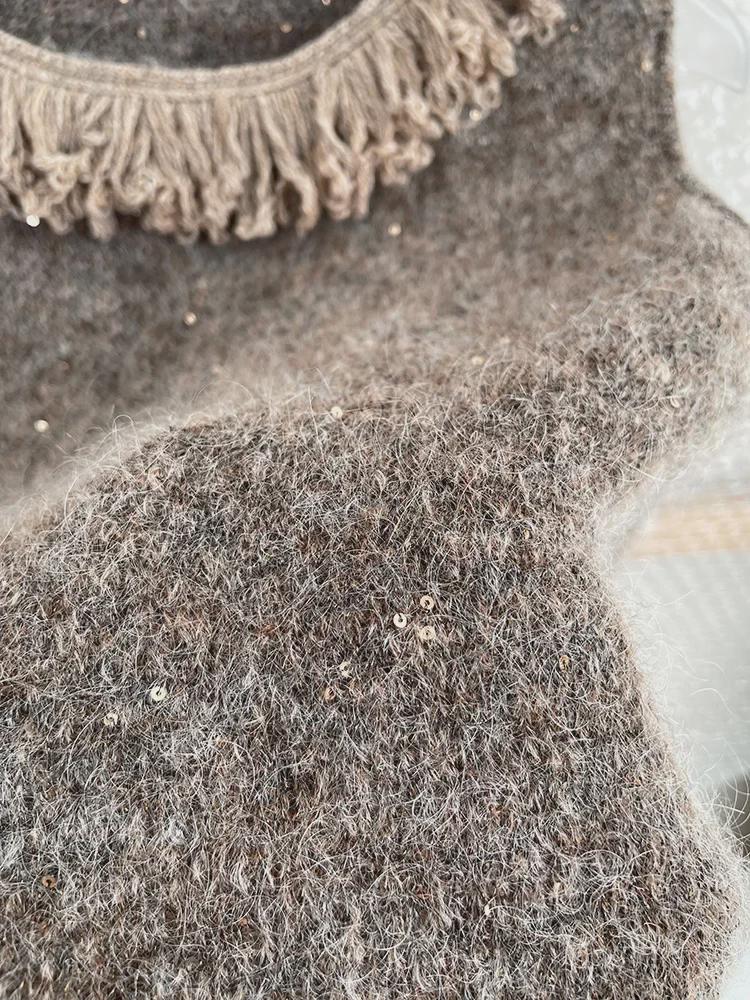 Осень и зима 2024 Вязаный жилет: 30% мохер, 25% шерсть с кисточками