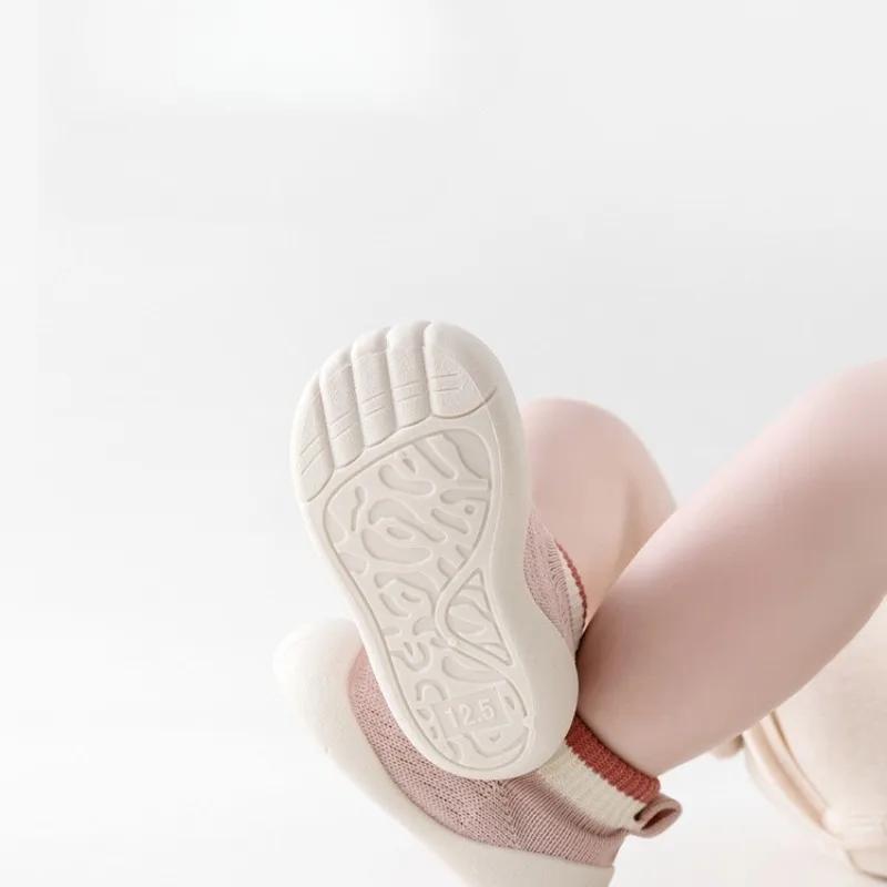 Детские носки для первой прогулки, осень-зима, новые нескользящие носки с мягкой подошвой для новорожденных, для новорожденных, 0-30 месяцев, детская обувь