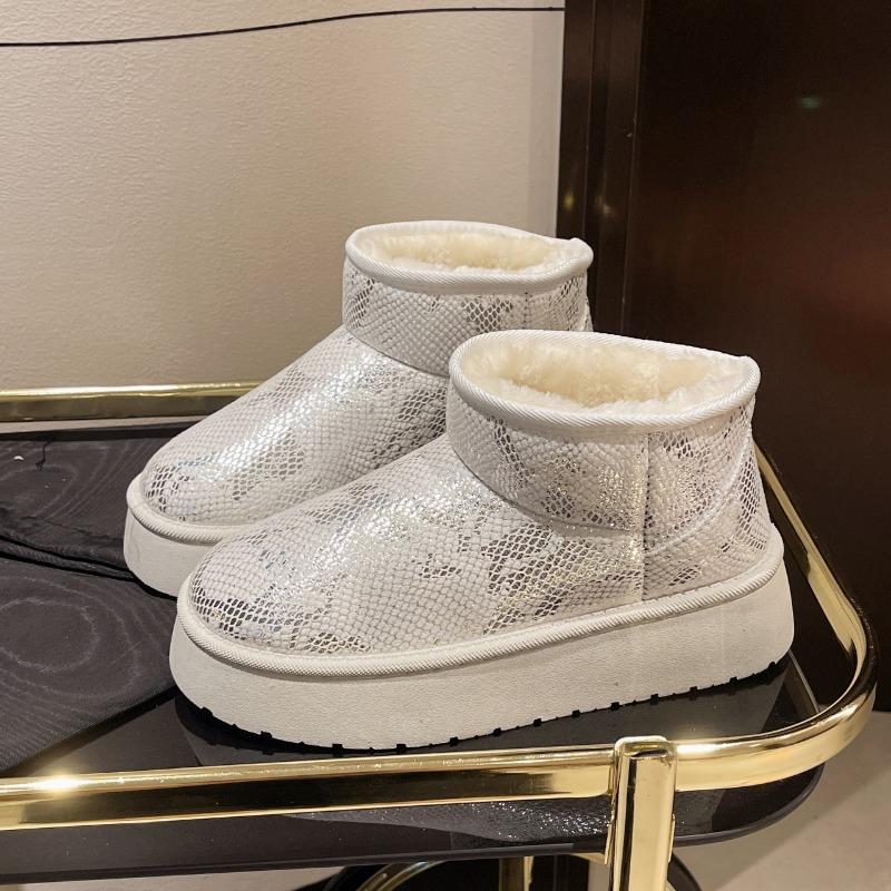 2024 New Classic Thick Velvet Women's Comfortable Warm Ankle Boots Women's Winter Women's Shoes Thick-soled Snow Boots