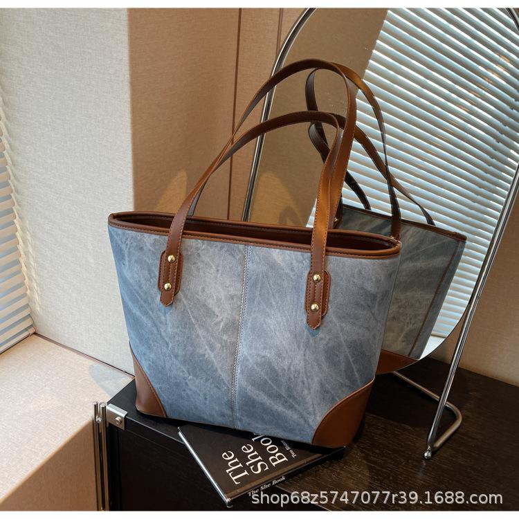Fashion large-capacity tote bag women's 2025 new trendy autumn and winter versatile casual shoulder bag commuter high-end bag