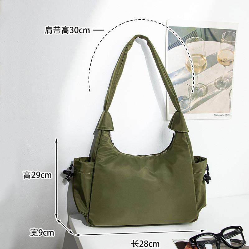 IELGY One-Shoulder Underarm Oxford Cloth Bag Casual Large-Capacity Commuter Simple Female Bag