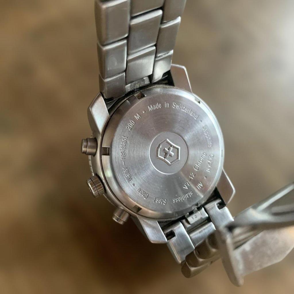 Подержанные часы Victorinox Chrono V7-12 с хронографом