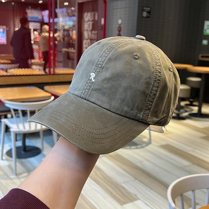 [Small R letter] Simple design embroidery, widened brim to show the face, small four-season men's and women's baseball caps