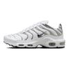 Air Max Plus SE белые хромированные серебристые женские кроссовки металлик-серебристый HJ9743-100