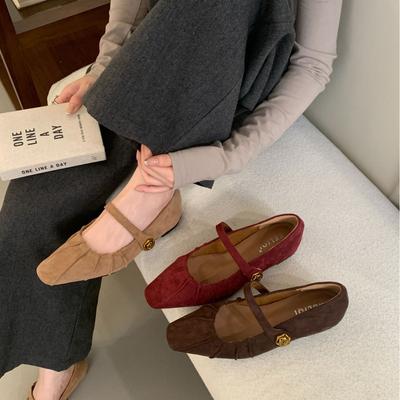 2025 Туфли Мэри Джейн на танкетке, с острым носком, универсальные, в стиле ретро, плиссированные, с острым носком, на перепонке, маленькие кожаные туфли, одинарные туфли для женщин