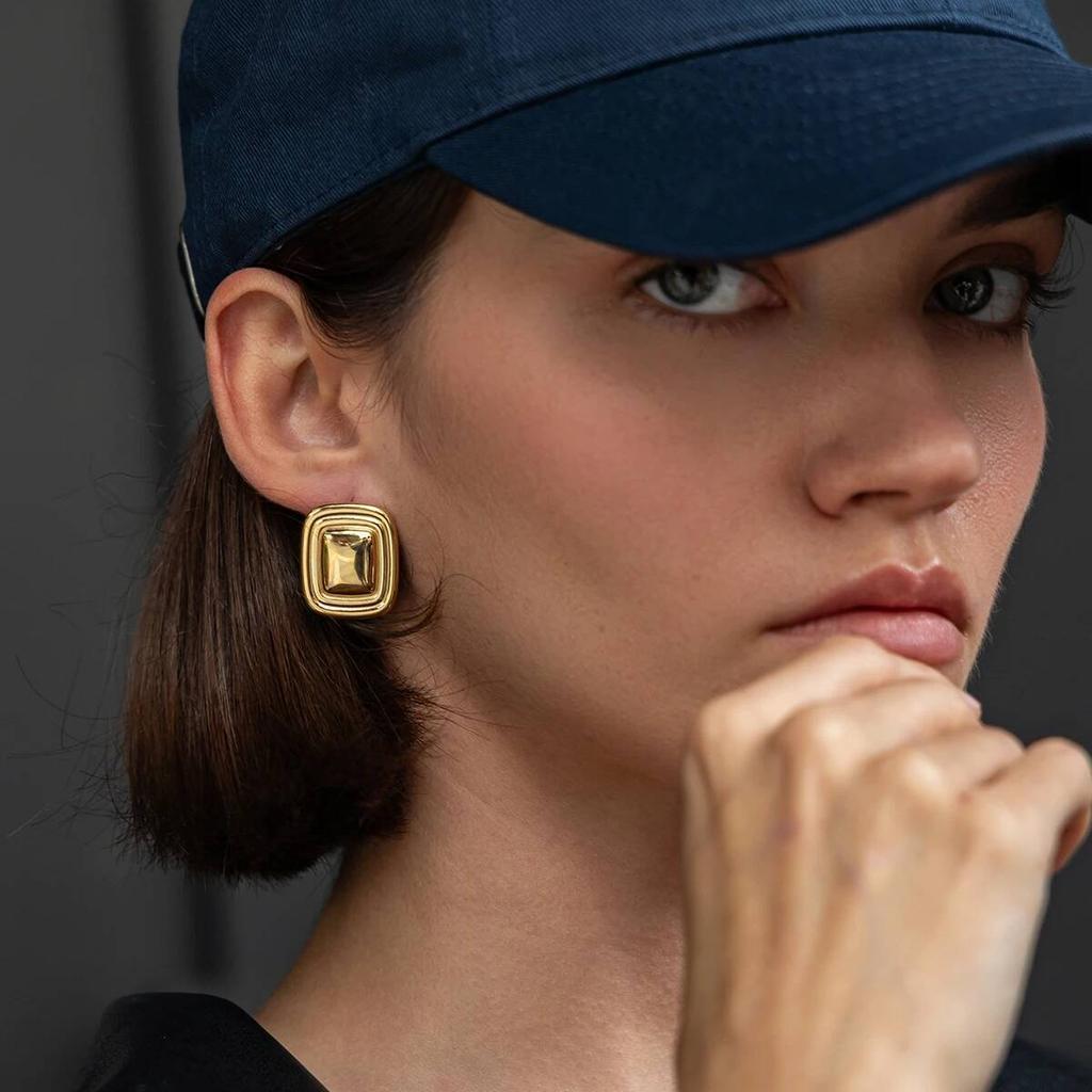 Salircon Vintage Luxury Stainless Steel Square Stud Earrings Women Temperament Elegant 18K Gold Plated Geometric Earring Jewelry