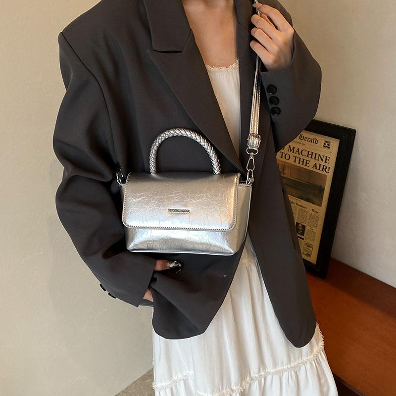 Simple and Fashionable Small Bag for Women In Summer New Trendy Fashion Casual Shoulder Bag Fashionable Simple Crossbody Bag for Women