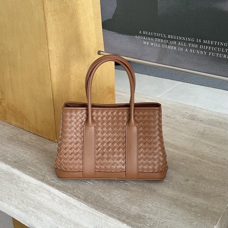 Woven Leather Tote Bag Women Medium Size Handmade Top Handle Crossbody