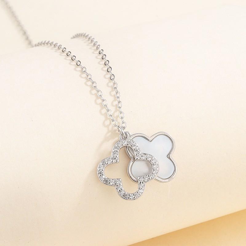 Ожерелье с четырьмя листами клевера для матери Простой и модный темперамент, студент, кулон в виде леса, цепочка на ключицу