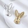 Брошь в виде кролика, винтажный праздничный мультяшный многоцелевой яркий блестящий декоративный подарок, женский значок в виде кролика, значок на костюм, булавка, пасхальное украшение для художественного оформления