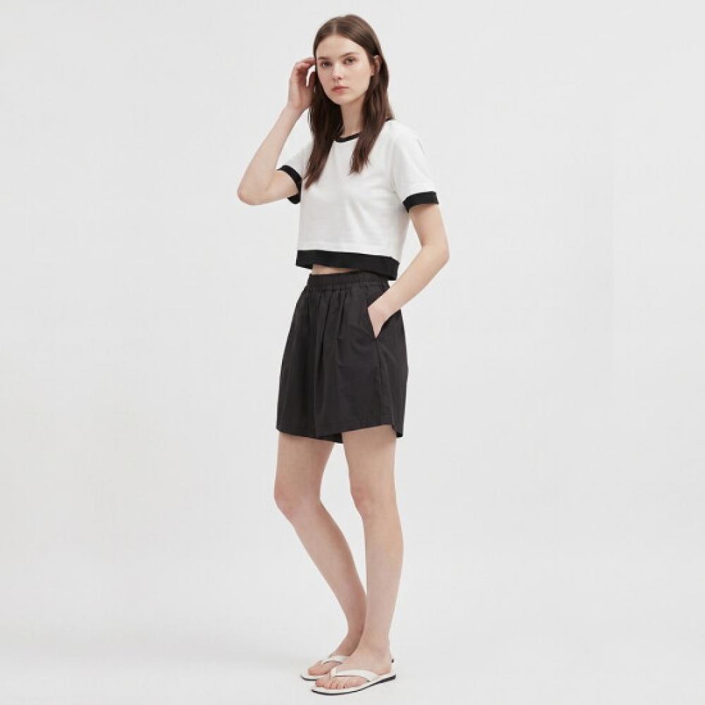 Shop Women Waistband Pocket Pleat Loose Fit Lightweight Shorts Black Mr Wpt