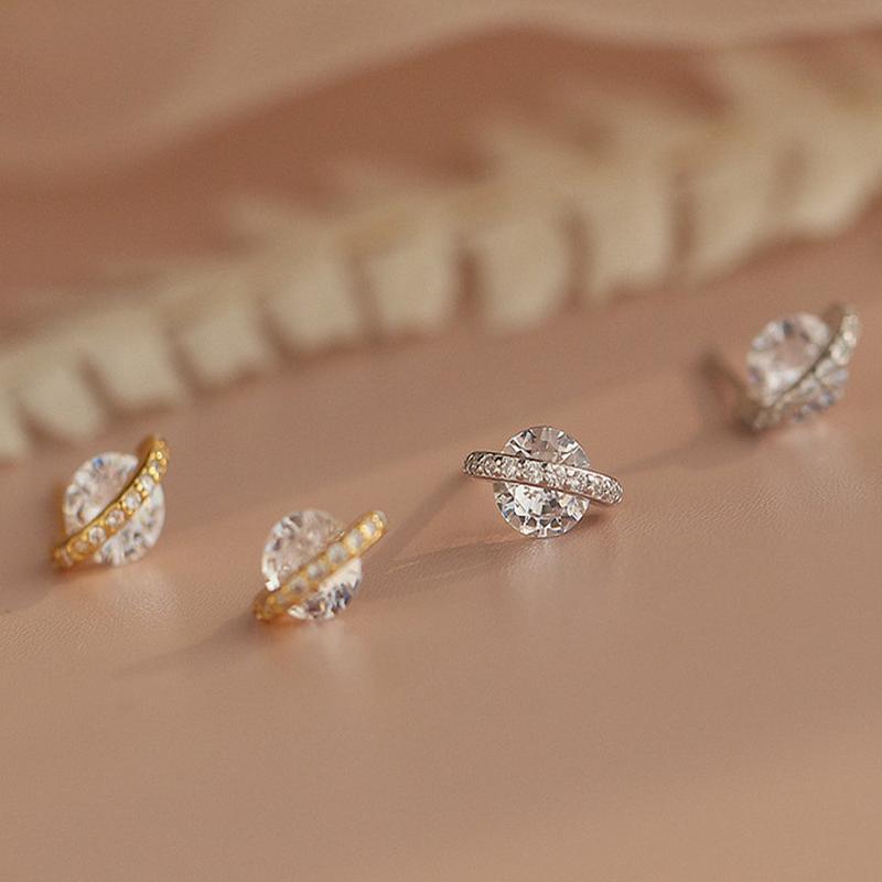 Серьги с одним бриллиантом и планетой, набор бриллиантовых серег, женский темперамент, личность, изысканные серьги