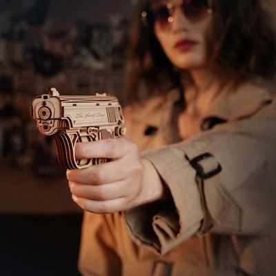 Robotime Rokr Мини-пистолеты Игрушки 3D Деревянная головоломка Пистолеты на резинках Игрушка для взрослых Подростков Забавные наборы строительных блоков Легкая сборка LQ502