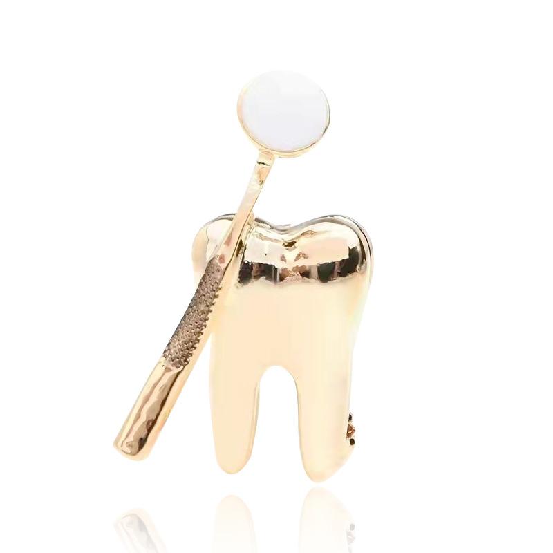 Gold Silver Dental Mirror Brooches Women Doctor Dentist Uniform Brooch Pins Fashion Jewelry Decoration
