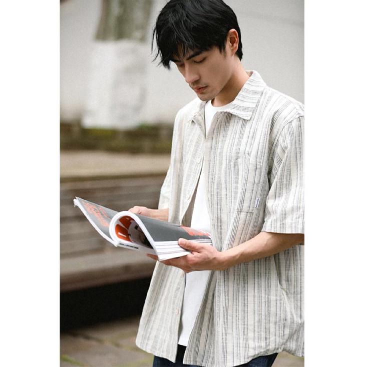 Новая ретро-рубашка для летней мужской одежды, свободный и нишевый дизайн для студентов, забавный мужской топ для верхней одежды