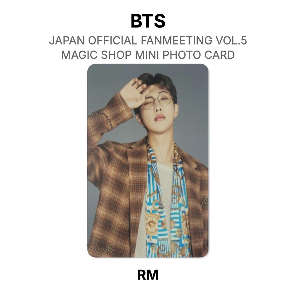 BTS ОФИЦИАЛЬНАЯ ФАН-ВСТРЕЧА В ЯПОНИИ VOL.5 MAGIC SHOP МИНИ-ФОТОКАРТОЧКА Официальная фотокарточка