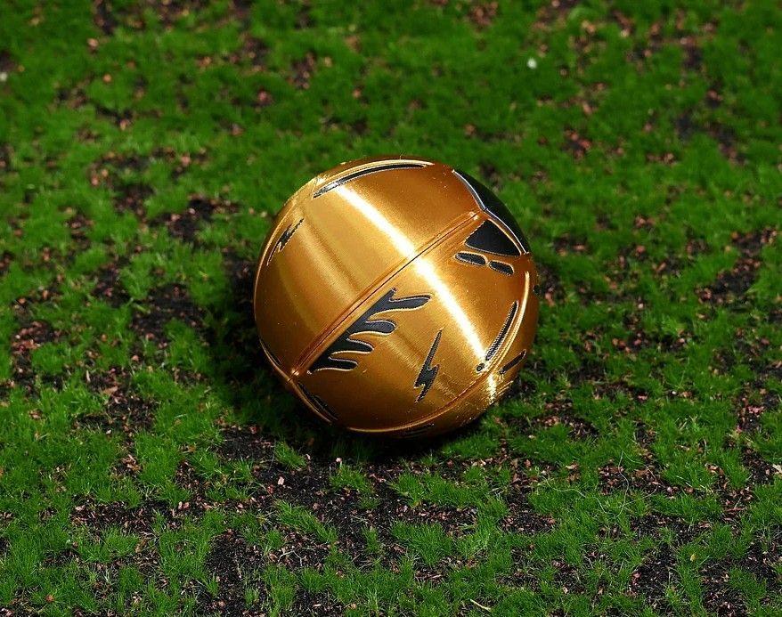 Jojo's Bizarre Adventure Fingertip Ball 3D Printed Handmade Animation Peripheral Decompression Toy Spin Ball Golden Spin