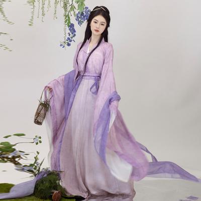 Комплект женской одежды Hanfu в стиле китайских династий Вэй и Цзинь