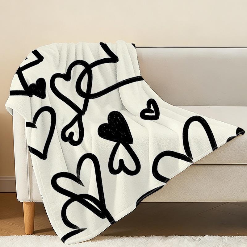 Lightweight Heart Pattern Flannel Throw Blanket Soft Cozy Warm Home Decor for Christmas & Halloween