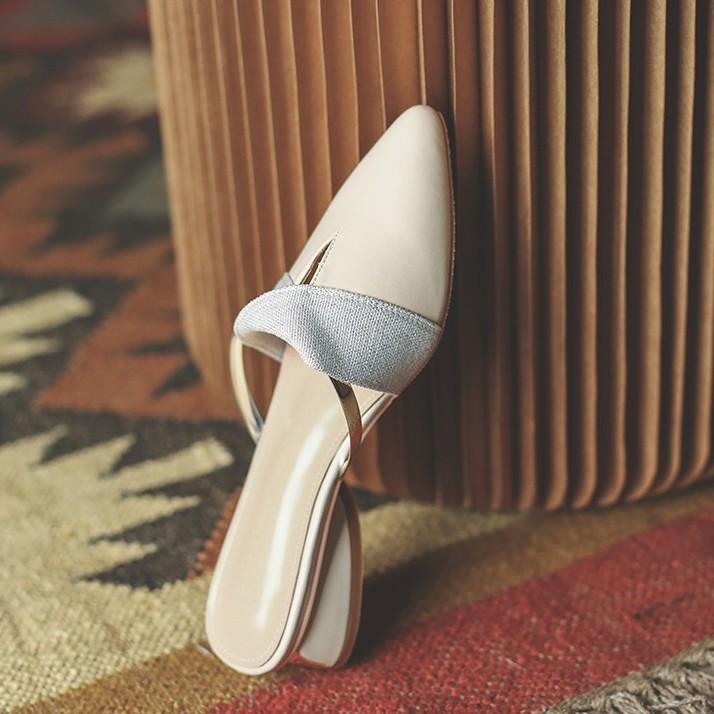 Тапочки женские летняя одежда 2025 новая корейская версия толстый каблук универсальная сумка голова полуперетаскивание заостренный нос мода muller обувь женская