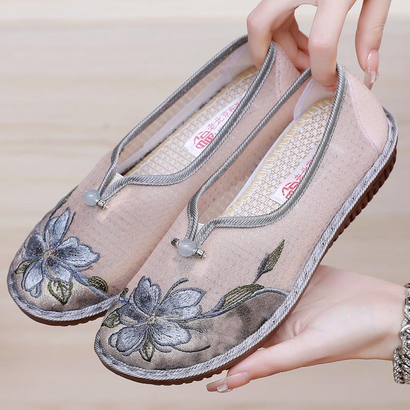 Старые пекинские тканевые туфли, летние новые сетчатые женские туфли, удобные и дышащие, этнические туфли для мам, модные старинные туфли ханьфу