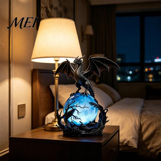 Durable Resin Dragon Nightlight USB Powered LED Light, Gothic Style Decorative Ornament, Wings Light Ornament Bedside Desk Lamp for Holiday