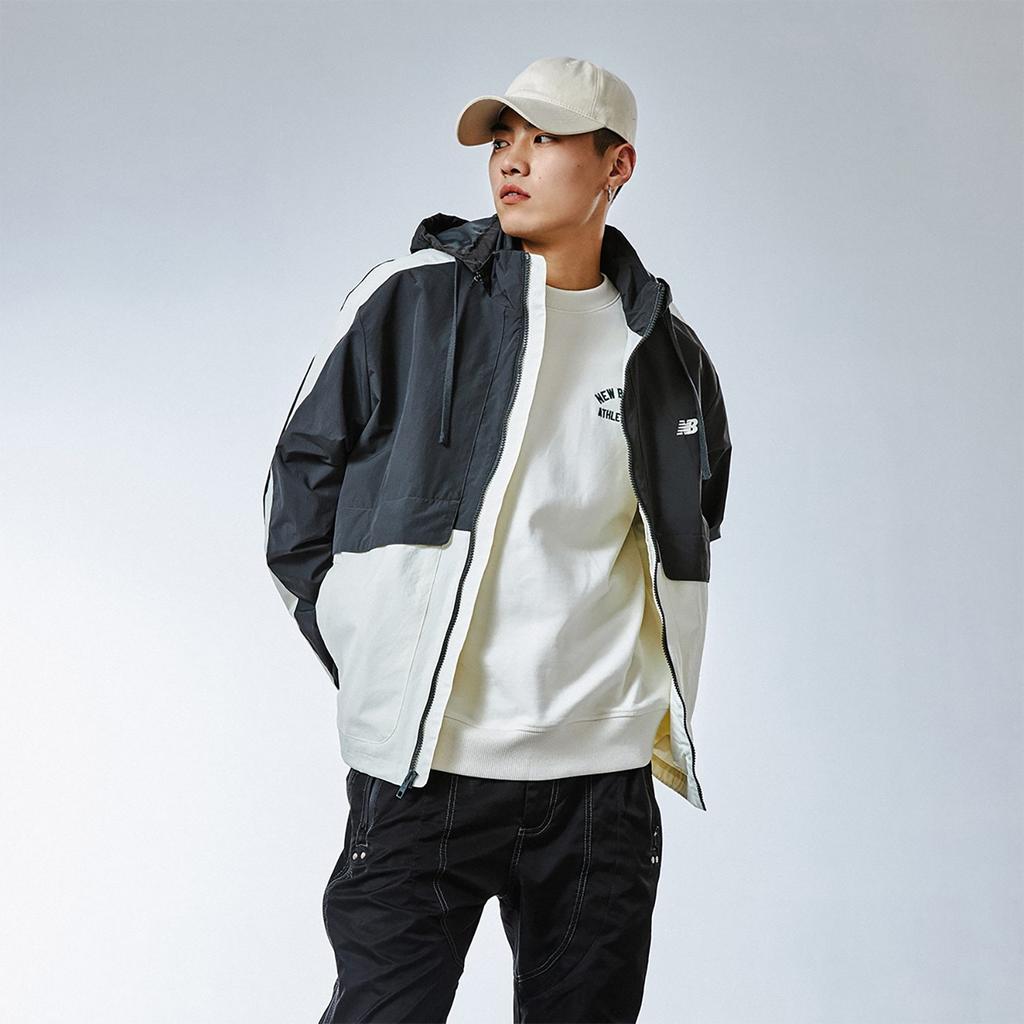 New Balance Куртки и Пальто SS24 Унисекс Черный AMJ41340-ACK