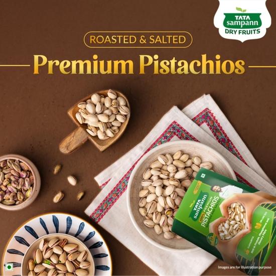 TATA Sampann Фисташки жареные и соленые, Pista, 200 г, богаты белком, фосфором и пищевыми волокнами, отборные орехи и сухофрукты, очищенные орехи, хрустящие