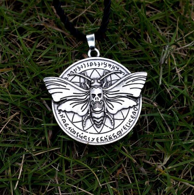 Halloween Dead Head Skull Pendant Women Moth Necklace for Christmas Gift