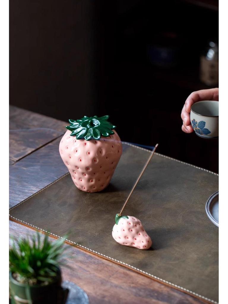 Керамическая банка для чая с клубникой ручной работы: Влагонепроницаемая мини-банка для хранения черного чая