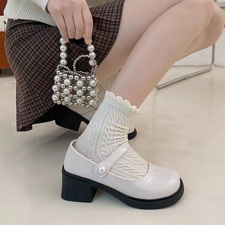 Round head thick heel British style retro black small leather shoes new light mouth French Mary Jane single shoes