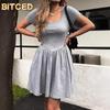 Модные летние весенние однотонные принтованные платья с коротким рукавом и круглым вырезом