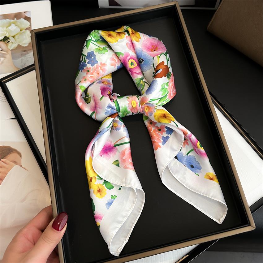 Women Popular Print Silk Scarf 70X70cm Square Scarves New Fashion Travel Decoration Sunscreen Bandannas Kerchief Hair Band