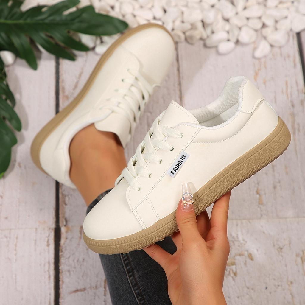 Маленькие белые туфли женские 2025 весна и лето импортные новые туфли женские туфли повседневная спортивная обувь однотонные белые туфли