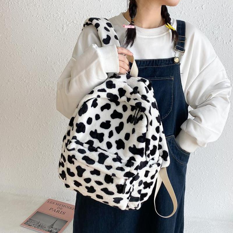 Модный плюшевый рюкзак для женщин, большая вместительная школьная сумка для девочек, милый рюкзак с коровьим узором, новый зимний дорожный рюкзак