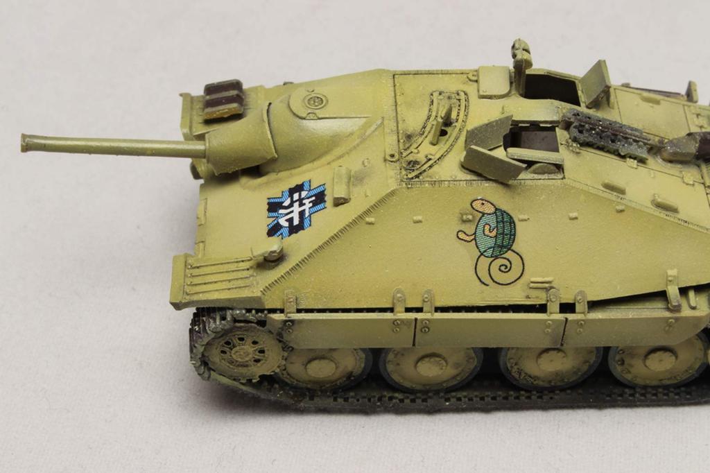 PLATZ Girls Panzer Final Chapter Hetzer 38 Kai Командный масштаб Пластиковая модель & (T) Каме-сан 1/72 GP72-21