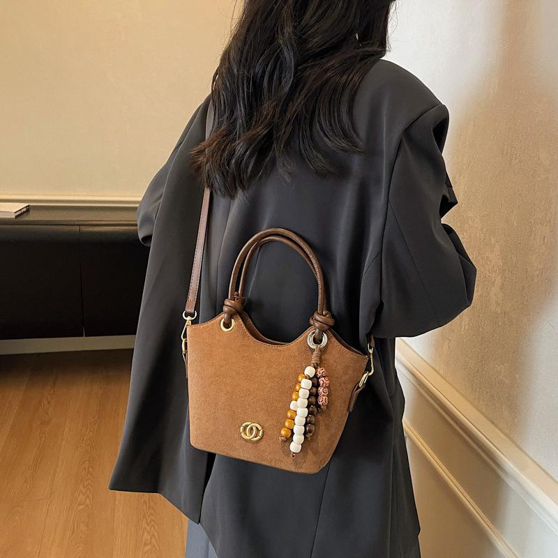 Премиальный ретро маленькая сумка женская 2025 новая мода универсальная сумка-мессенджер изысканная супер огонь сумочка сумка-ведро