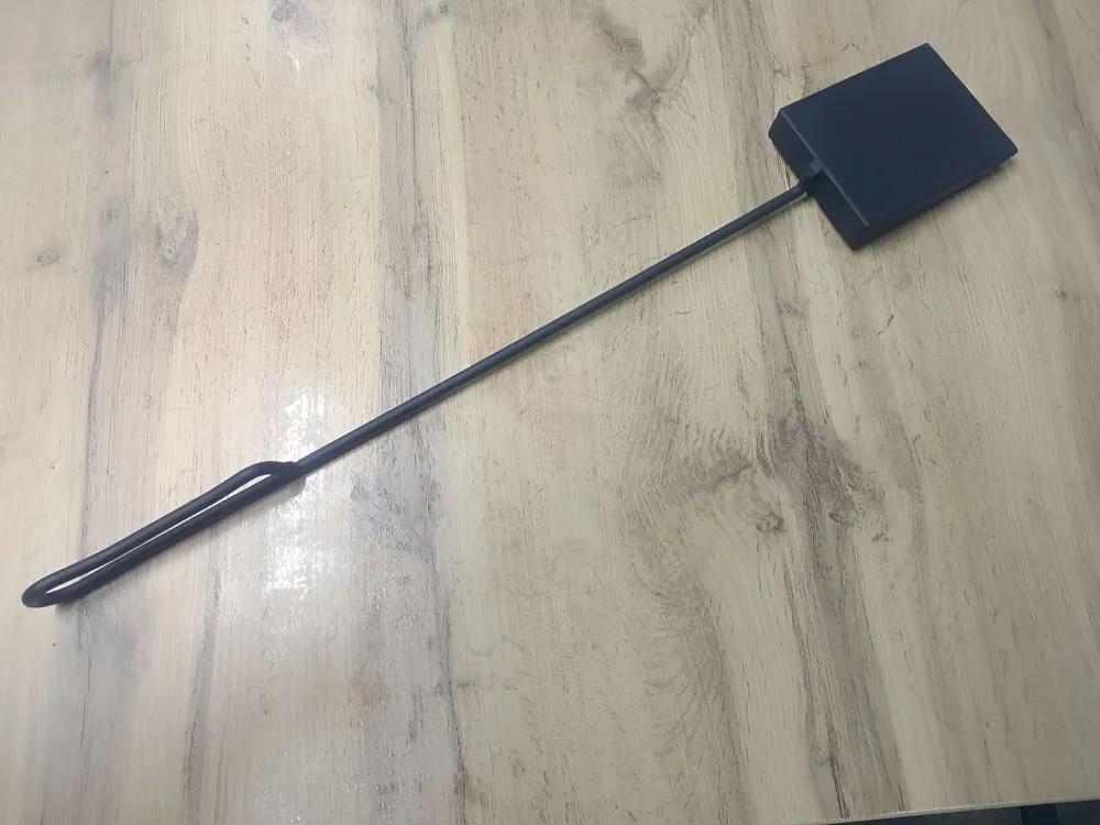 Brush and shovel for barbecue,stoves and fireplaces.2 pcs set, steel, black color.