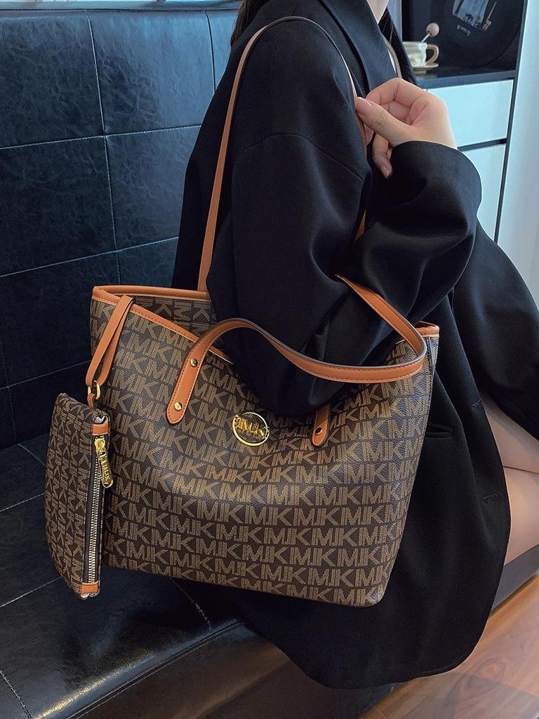 2025 Four Seasons Large-Capacity Versatile Shoulder Tote Bag