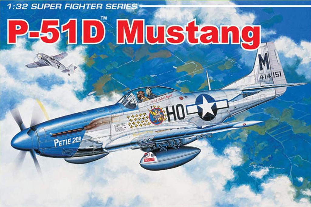 Пластиковая модель 1/32 американского армейского самолета Mustang P-51D времен Второй мировой войны PLATZ DR3201