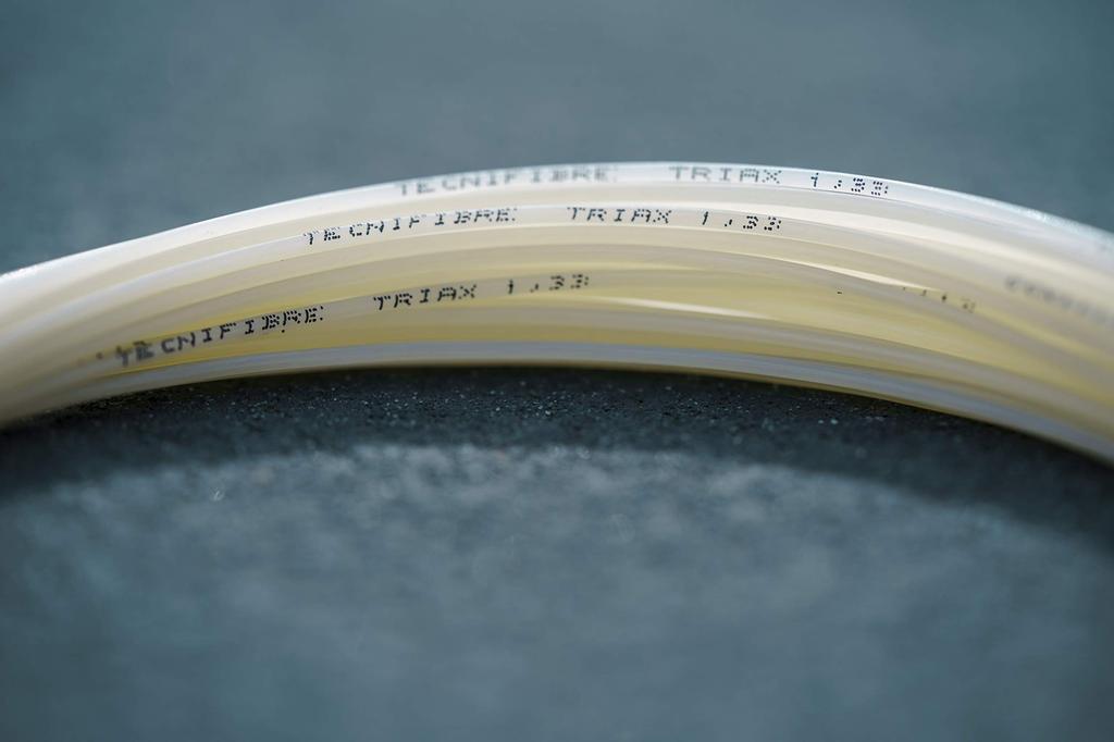 Теннисная струна Tecnifibre TRIAX Triax Ролик 200 м TFR310 Планируется к выпуску в начале августа 1,28 мм Бронирование