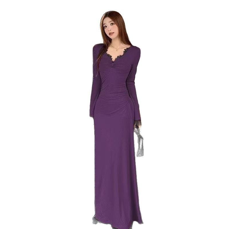French simple lace V-neck purple dress, early autumn new bottom hip-wrapped temperament slim dress