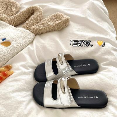 Женская обувь – Сандалии