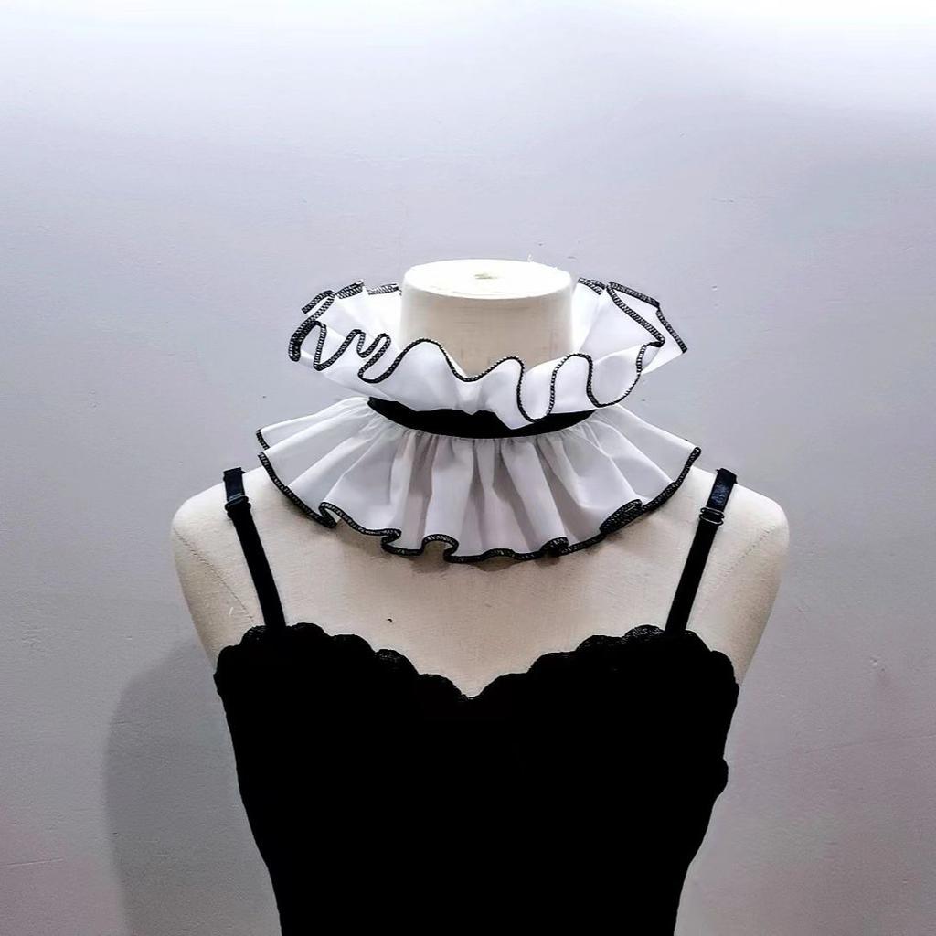 New Pleated Ruffled Scarf Shirt for Women with Standing Collar Retro Court Collar Accessories Round Neck Low Neck Stage Shoot