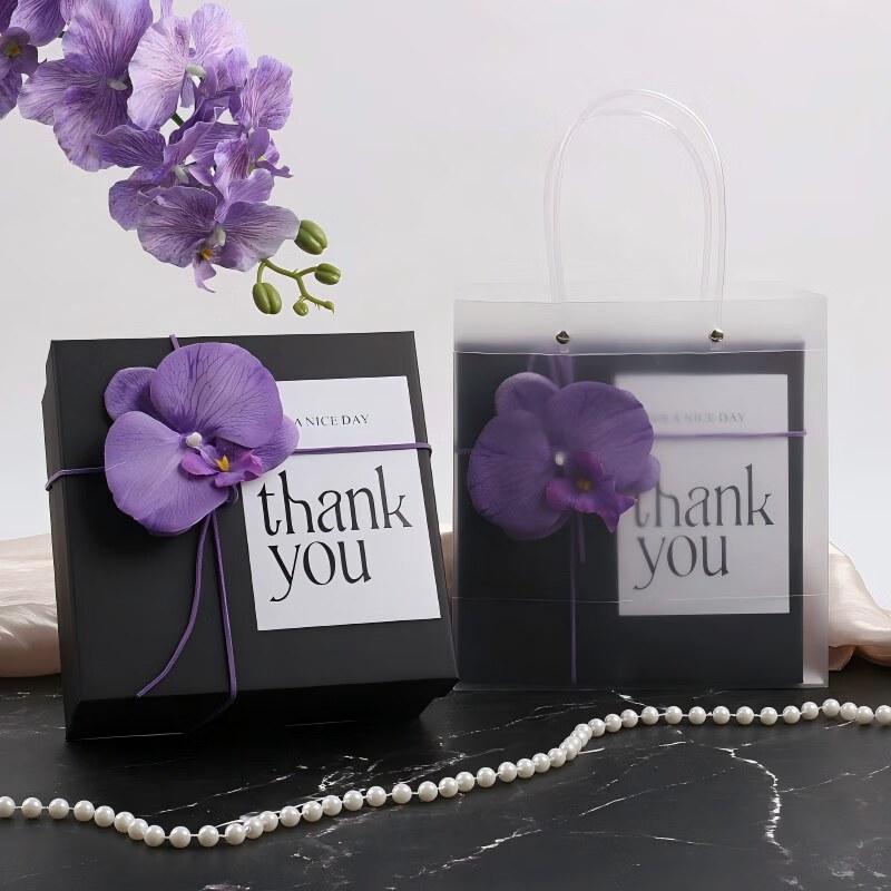 Lü Zhi Yuan Gift Set B: Mugwort Hammer, Eye Mask, Comb & Scented Sachet