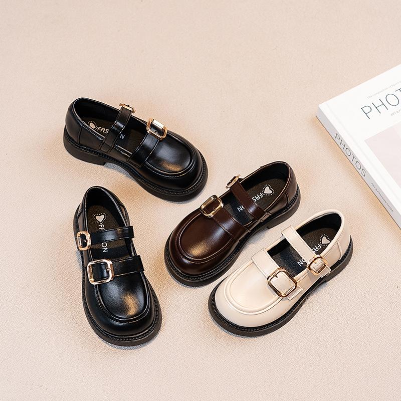 Кожаная обувь для девочек 2025 весна и осень новая детская дышащая одинарная обувь мягкая подошва легкие туфли принцессы корейская версия лоферов для девочек