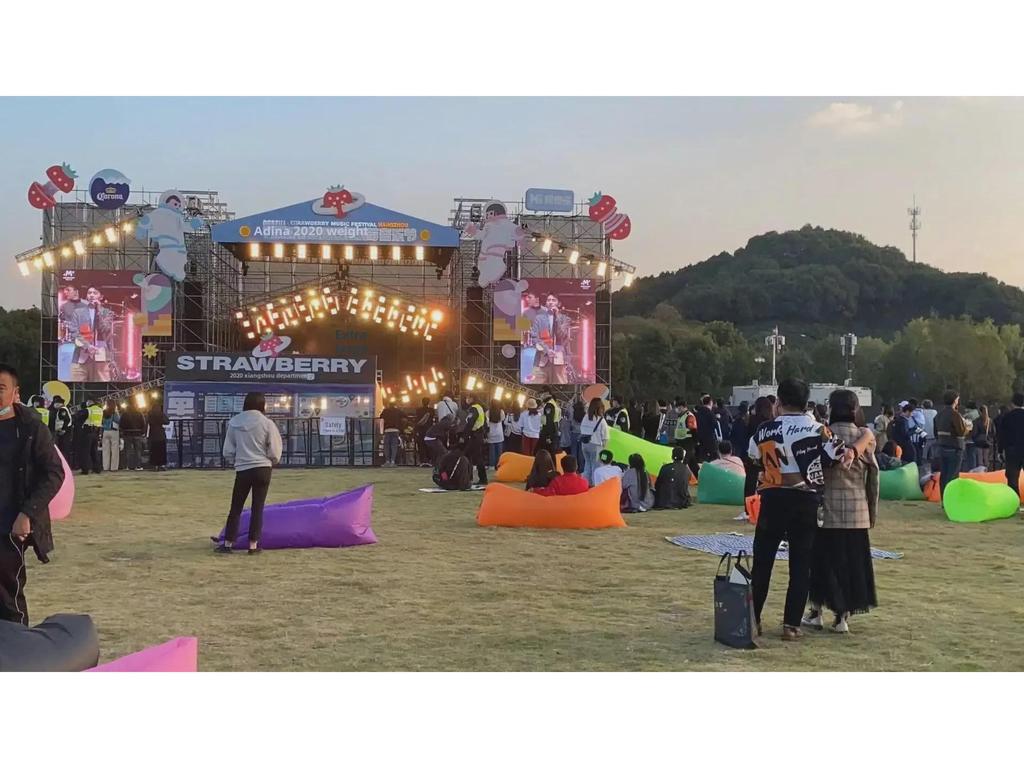 Inflatable Outdoor Camping Sofa and Air Bed