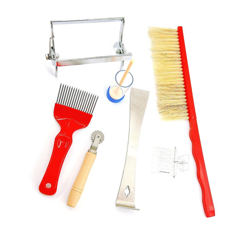 Beekeeping Tool 7pcs/set Beekeeping Supplies Equipment Kits Bee Feeder Brush Queen Catcher Hive Capture Mark Cleaning